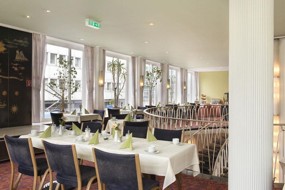 Days Inn Kassel Hessenland Esterno foto